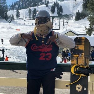 Meet your Posher, Ronald